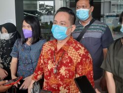 Advokat Johnny Situwanda.SH, Geruduk Perusahaan Asuransi PT.Panin Dai-Ichi Life  Yang Tak Taat Hukum