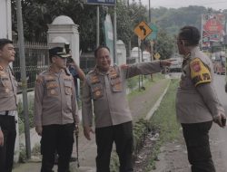 Laksanakan Pengamanan Aksi Mahasiswa Tolak RKUHP di Kantor DPRD Sumedang Oleh Polres Sumedang