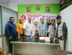 RAKERNAS AWDI DI LAKSANAKAN DI HOTEL AMARIS DAN DI KANTOR DPP.