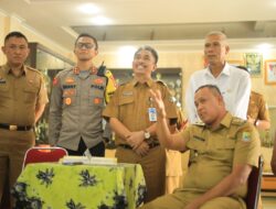 PLT. WALI KOTA BEKASI TRI ADHIANTO SIDAK SMA NEGERI 1 TERKAIT ISU KECURANGAN PPDB ONLINE