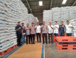 Jelang Ramadhan, Polres Metro Jakarta Utara dan Polsek Kelapa Gading Pastikan Stok Beras Aman di Gudang Bulog