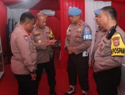 Wakapolres Metro Jakarta Utara Tinjau Pospam Ketupat 2025 di Kelapa Gading