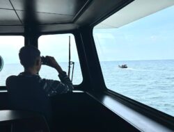 TNI AL Gagalkan Penyelundupan PMI dan Satwa Langka di Perairan Selat Malaka