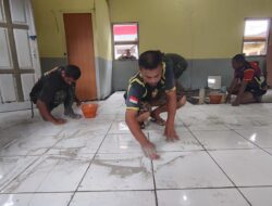 Gereja Tua di Kampung Pigapu Direhabilitasi Oleh TMMD Kodim Mimika 