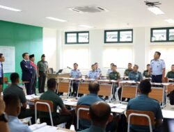 Panglima TNI Sambut Kunjungan Presiden RI dan Presiden Prancis ke Akmil Magelang