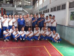 Kapolsek Koja Ajak Siswa SMK Cikini Bijak Bermedsos Lewat Program Police Go to School