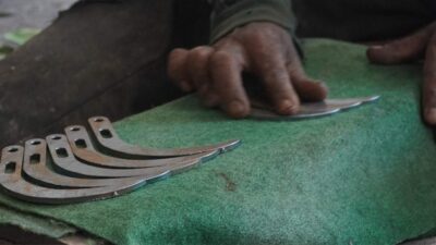 Intervensi PalmCo Ubah Sentra Pandai Besi Kampar Jadi Motor Ekonomi Desa