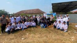Polsek Setu Tanam 15 Pohon Bersama Warga Sambut HUT RI ke-81