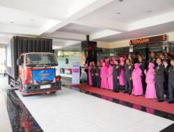 Polda Jateng Kirim 10 Truk Bantuan dan Tim Medis ke NTT