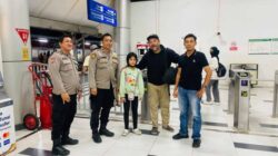 Kehilangan Bekal, Polsek Ciputat Timur Bantu Warga Pulang ke Yogyakarta
