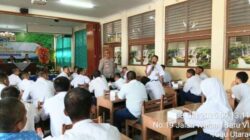 Kapolsek Koja Ingatkan Pelajar SMP Sejahtera Jauhi Narkoba dan Tawuran